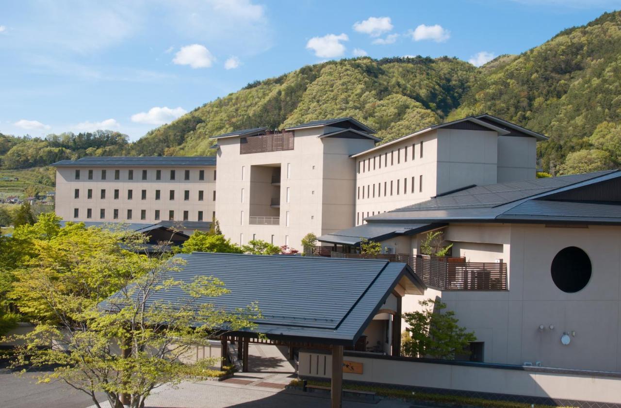 Iizaka Onsen Surikamitei Ohtori Hotel Fukushima  Exterior foto